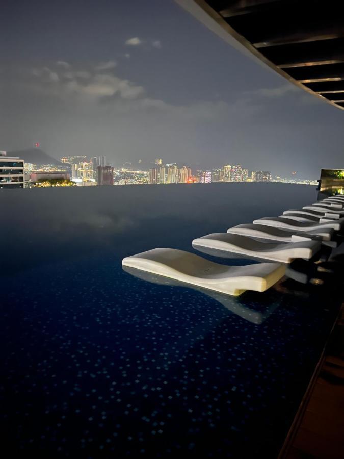 Luxury Suites At Eaton Klcc Kuala Lumpur Zewnętrze zdjęcie